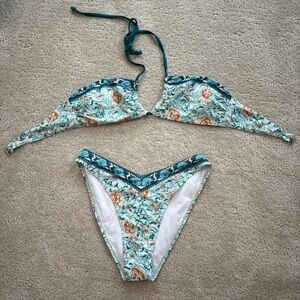Floral bikini!